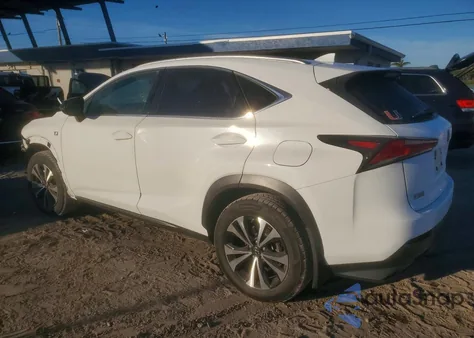2021 Lexus Nx 300 Base z USA, uszkodzony, nr VIN JTJSARDZ1M5023652
